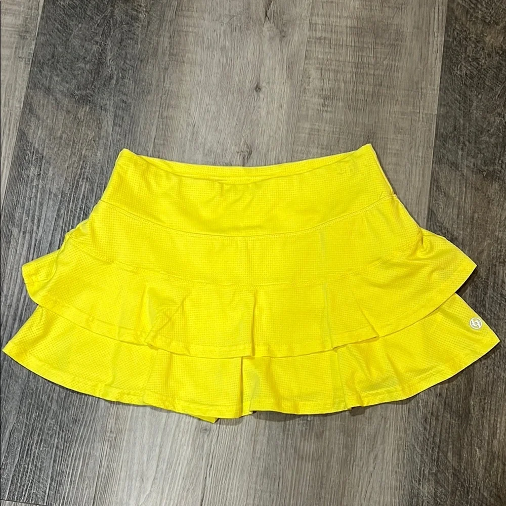 4 for $20 Lija tiered skort size small - Picture 1 of 6